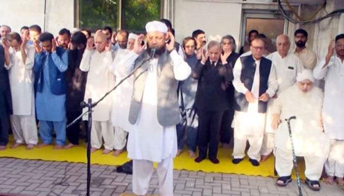 وزیر اعظم کے کزن کی نماز جنازہ و تدفین