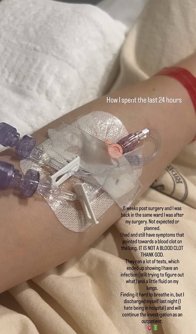Jessie J ends up in hospital weeks after breast cancer surgery