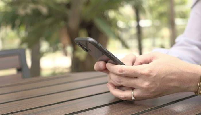 Free mental health support via text launches in Birmingham and Solihull
