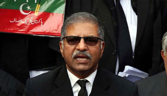 ’بانی پی ٹی آئی کو 10 بائے 12 کے کمرے میں رکھا گیا ہے‘