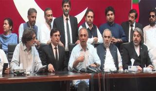 تحریک انصاف کے تمام ارکان قومی اسمبلی و سینیٹ کو اسلام آباد بلا لیا گیا، ذرائع