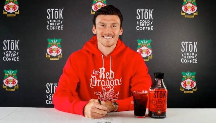 Kieffer Moore joins Wrexham in major three-year deal
