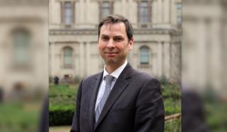 برٹش ڈپٹی ہائی کمشنر لانس ڈوم کا یونیسیف کے ایمرجنسی سپلائیز ویئر ہاؤس کا دورہ