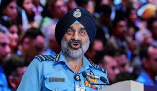 بھارتی ایئر چیف کا پاکستان سے شکست کے 3 ماہ بعد بنا ثبوت 6 پاکستانی طیارے تباہ کرنے کا دعویٰ