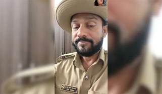 بیوی کو متاثر کرنے کیلئے چور کی پولیس وردی پہن کر ویڈیو کال، اہلکار معطل 