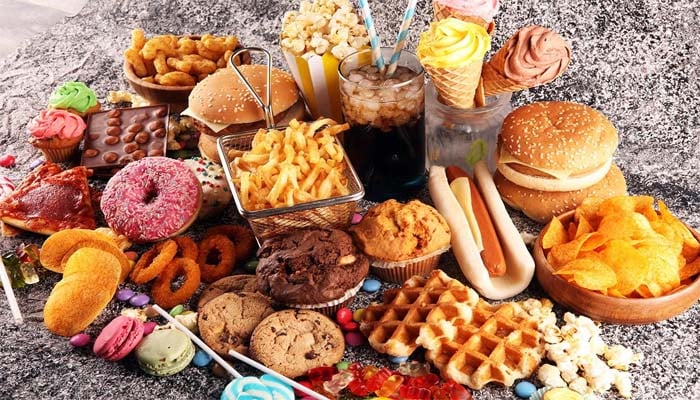 5 common foods and drinks you must avoid for long-term health