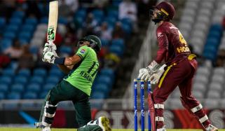 دوسرا ون ڈے: پاکستان کی بیٹنگ، بارش کے باعث کھیل رُک گیا