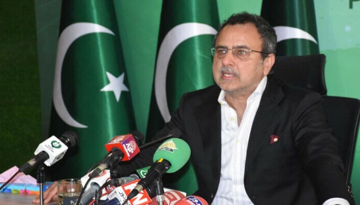 خیبر پختونخوا حکام نے منظور شدہ پاور پالیسی درست بیان نہیں کی، اویس لغاری