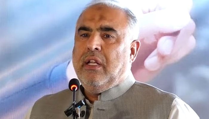 اپوزیشن لیڈر سے متعلق فیصلے جمہوریت پر حملہ ہیں، اسد قیصر