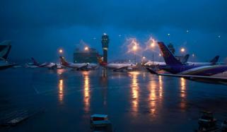 امریکا: متعدد ریاستوں میں شدید بارش، سیلابی صورتحال کے سبب فلائٹ آپریشن متاثر