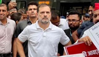 یہ جنگ سیاست کی نہیں جمہوریت کے تحفظ کی ہے: راہول گاندھی