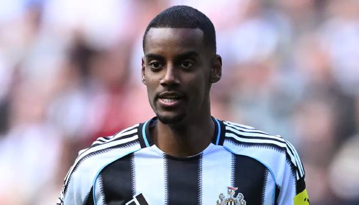 Alexander Isak keen to join Liverpool before transfer deadline