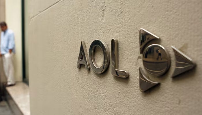 AOL set to shut down dial-up internet service on September 30
