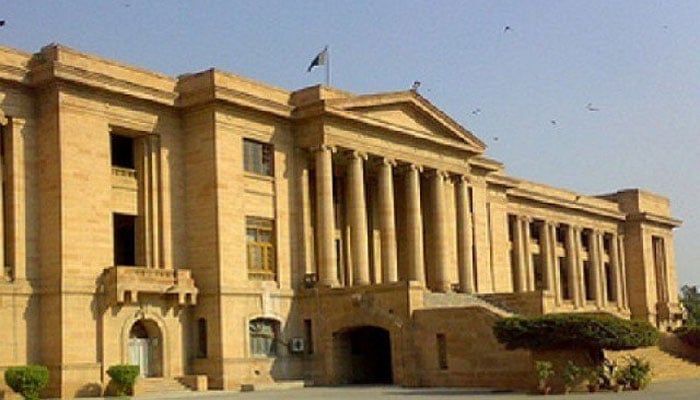بیرون ملک مفرور ملزمان کی حوالگی کا کیس: سندھ ہائیکورٹ کا تحریری حکمنامہ جاری