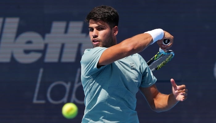 Carlos Alcaraz overtakes Hamad Medjedovic at Cincinnati Open