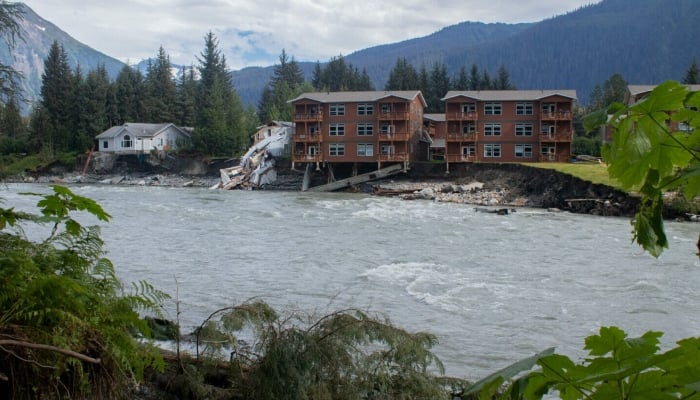 Floodwater from Alaska’s Mendenhall Glacier prompts evacuation notice