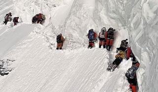 کے ٹو پر حادثے میں چینی خاتون کوہ پیما ہلاک 