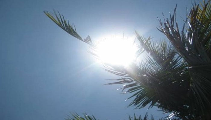 ملک کے بیشتر میدانی علاقوں میں موسم گرم رہنے کا امکان