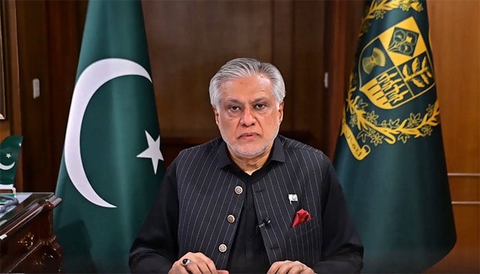 نائب وزیراعظم اسحاق ڈار— فوٹو ایکس