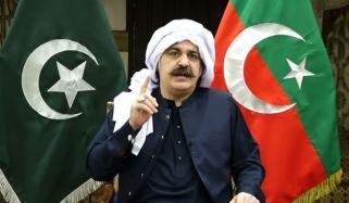 ’صوبے میں امن و ترقی کے نئے باب رقم کر رہے ہیں‘