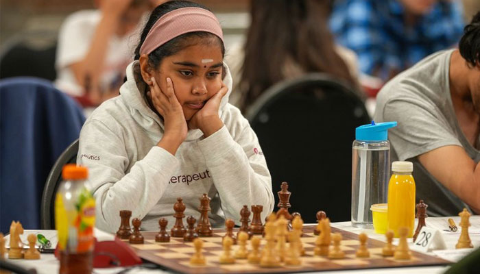 10 سالہ برطانوی لڑکی نے شطرنج کے کھیل میں نئی تاریخ رقم کردی