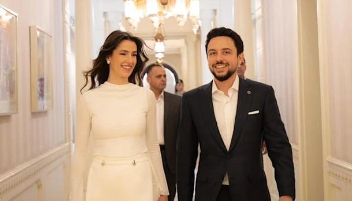 Princess Rajwa channels bridal elegance on outing with Crown Prince Hussein