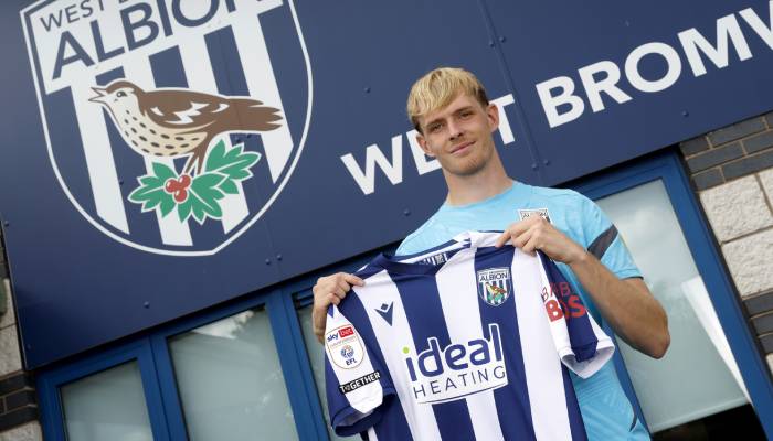 Toby Collyer joins West Brom on loan from Manchester United