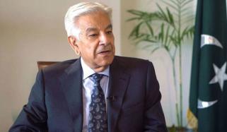 پاکستان نہ ہی نیوکلیئر بلیک میلنگ کررہا ہے اور نہ اس پر یقین رکھتے ہیں: خواجہ آصف