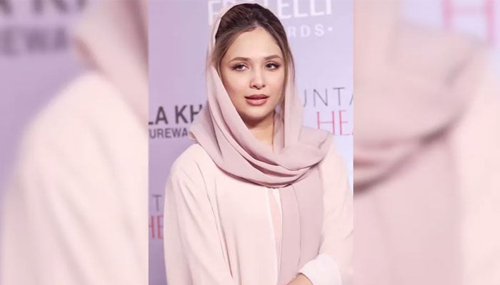 بھارتی فاسٹ بولر کی اہلیہ سے متعلق دل آزاری پر مبنی باتیں