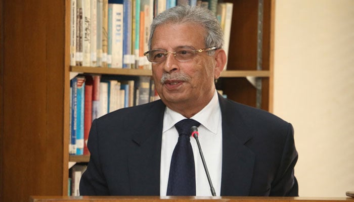 رانا تنویر حسین—فائل فوٹو