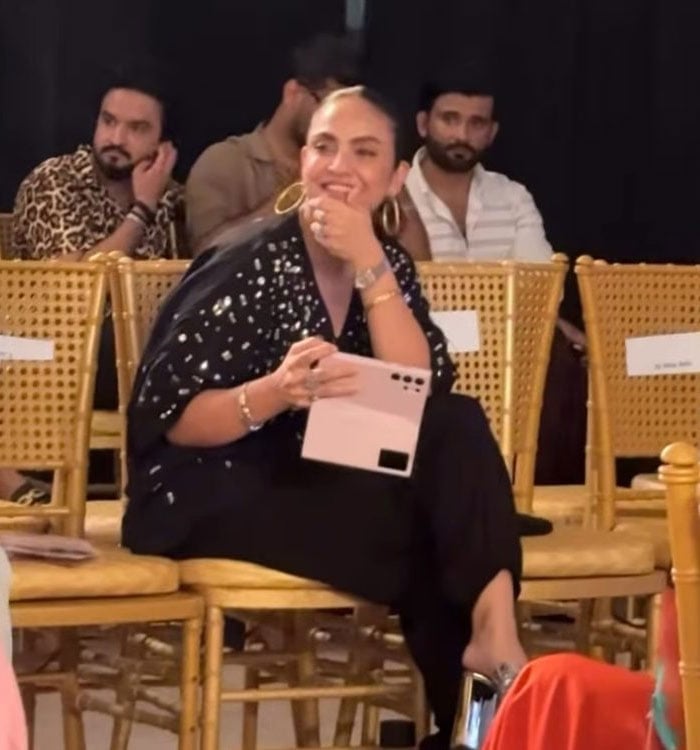 نادیہ خان کی بیٹی نے ماڈلنگ کی دنیا میں قدم رکھ دیا