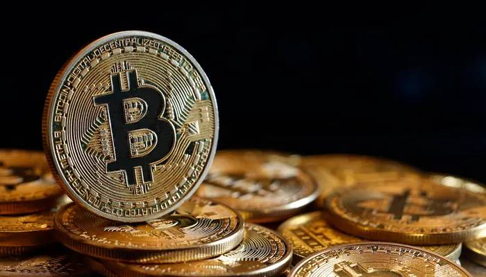 Bitcoin falls sharply as crypto market loses $500 million