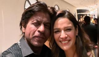 شاہ رخ خان نے مونا سنگھ سے وعدہ کرلیا