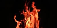 نوجوان پر پمپ کے مالک نے پیٹرول چھڑک کر آگ لگا دی