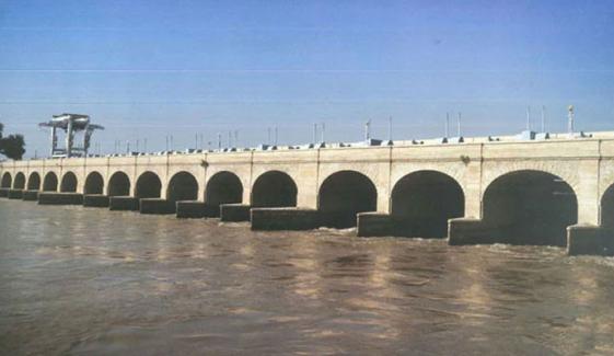 دریائے سندھ میں تونسہ، گڈو بیراج پر درمیانے درجے کا سیلاب