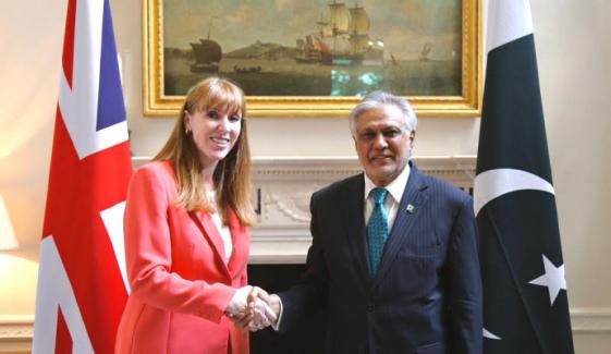 اسحاق ڈار کی برطانوی ہم منصب سے ملاقات