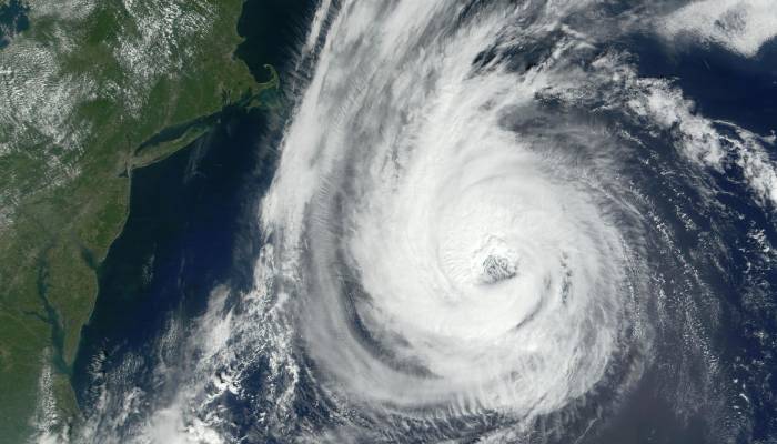 UK weather: Country braces for soaring temperatures ahead of Hurricane Erin
