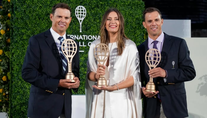 Maria Sharapova, Bryan Brothers earn praise after Tennis Hall of Fame honour