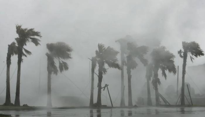 Typhoon Kajiki forces over 586,000 to evacuate Vietnam’s central provinces