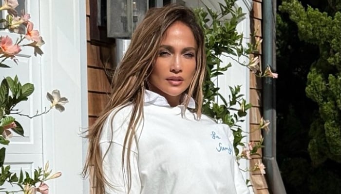 Jennifer Lopez exudes diva vibes in white as she poses in dreamy Hamptons