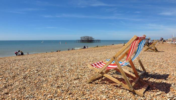 UK weather: Wales, Northern Ireland sizzle with hottest August bank holiday on record