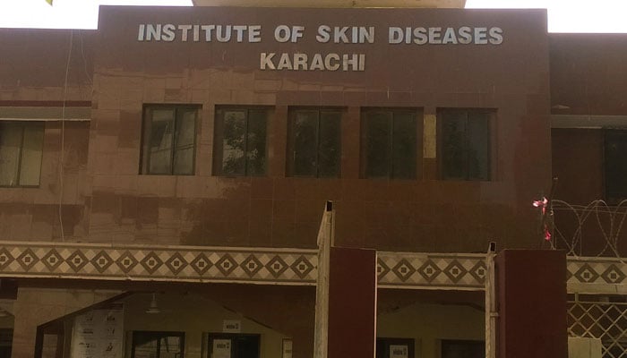 کراچی میں بارشوں کے بعد جلدی امراض بڑھ گئے