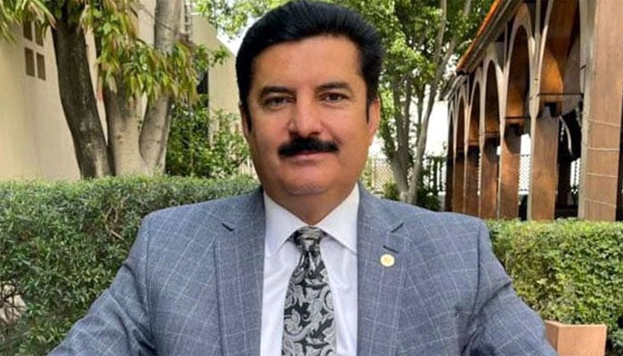 گورنر فیصل کریم کنڈی—فائل فوٹو
