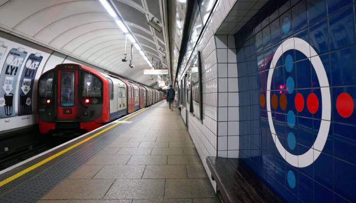 Oxford Circus stabbings: Two injured in separate attacks within 24 hours