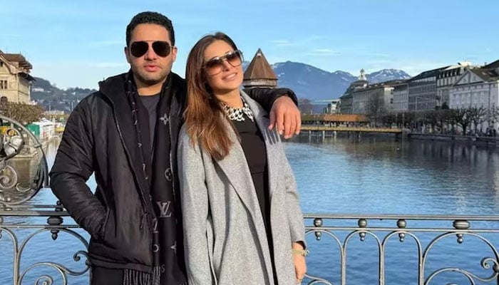 نرگس فخری خفیہ شادی کے بعد شوہر کے ساتھ پہلی بار منظر عام پر آگئیں