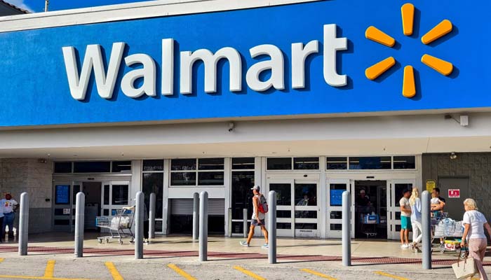 Walmart labor day hours: Grocery stores open on federal holiday