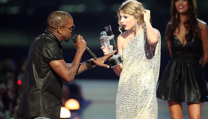 Kanye West interrupts Taylor Swift on stage