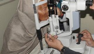 کے پی میں آشوب چشم کی وبا، سیلاب کے بعد مریضوں میں اضافہ
