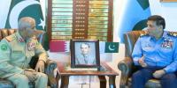 بحرین کے ڈیفنس چیف کا ایئر ہیڈکوارٹر کا دورہ، پاک فضائیہ کے سربراہ سے ملاقات