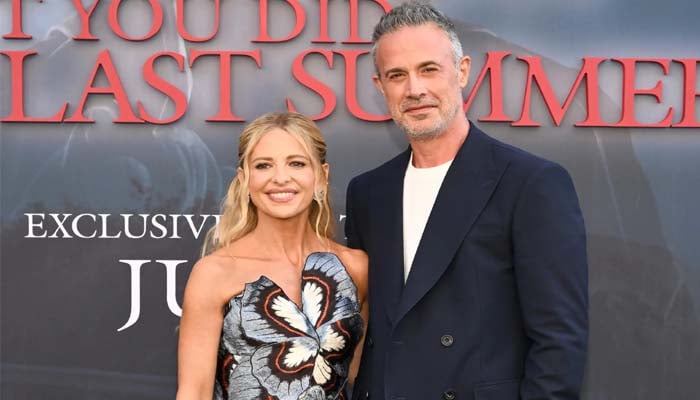 Sarah Michelle Gellar shares wedding throwback photo on 23rd anniversary